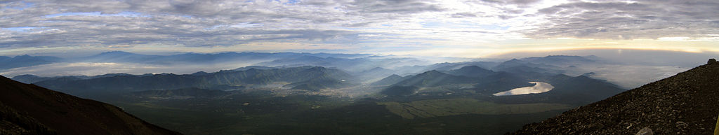 1024px-panorama_from_top_of_fuji