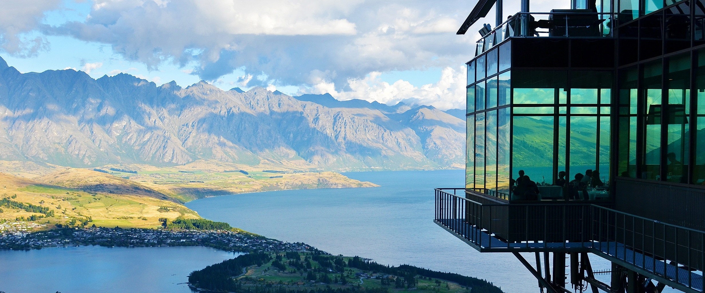 new-zealand-lake-mountain-landscape-37650-crop.jpeg