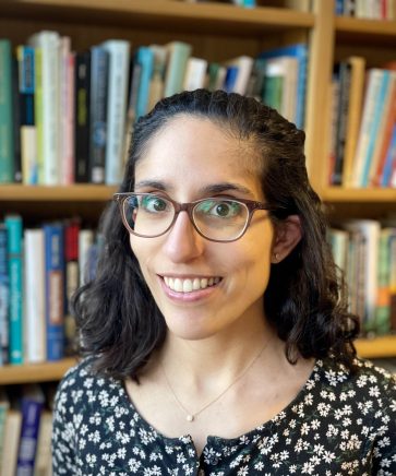 Dr Ana Jones